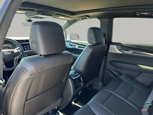 New 2026 Cadillac XT5 Sportv w/ LPO, Onyx Lite Package image 18