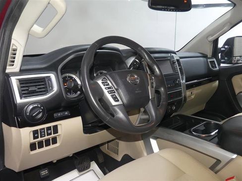 Used 2016 Nissan Titan SV AWD/4WD image 21
