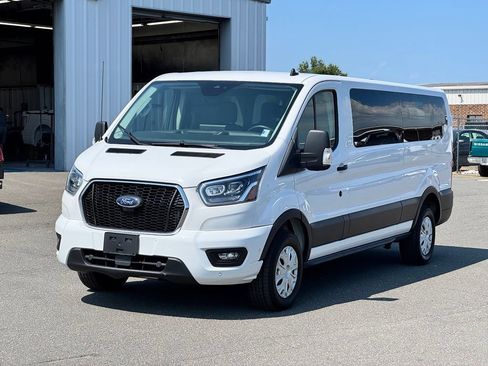 Used 2023 Ford Transit 350 XLT RWD image 2