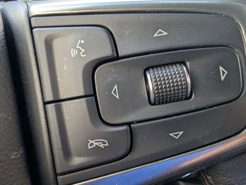 Used 2020 Chevrolet Silverado 1500 RST AWD/4WD image 18