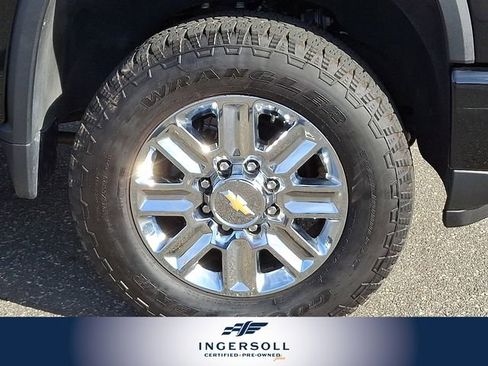 Used 2024 Chevrolet Silverado 3500 High Country image 9