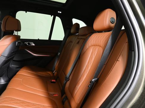 Used 2023 BMW X5 M50i w/ Executive Package AWD/4WD image 6