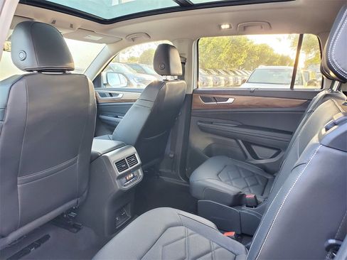 New 2026 Volkswagen Atlas SE image 5