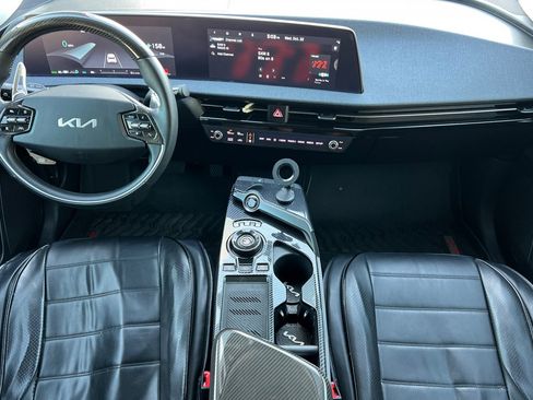 Used 2023 Kia EV6 Light image 15