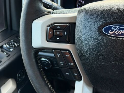Used 2017 Ford F450 Lariat w/ Lariat Ultimate Package AWD/4WD image 31