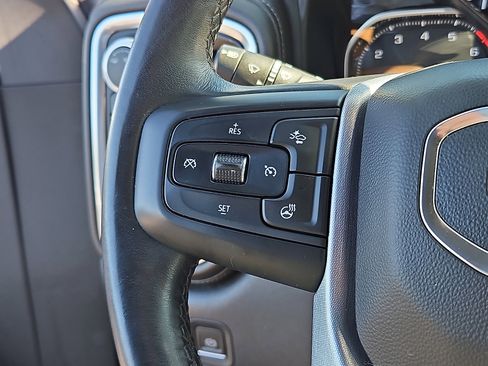 Used 2022 GMC Sierra 1500 SLT w/ SLT Premium Plus Package AWD/4WD image 21