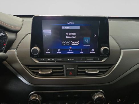 Used 2023 Nissan Altima 2.5 SR FWD image 19