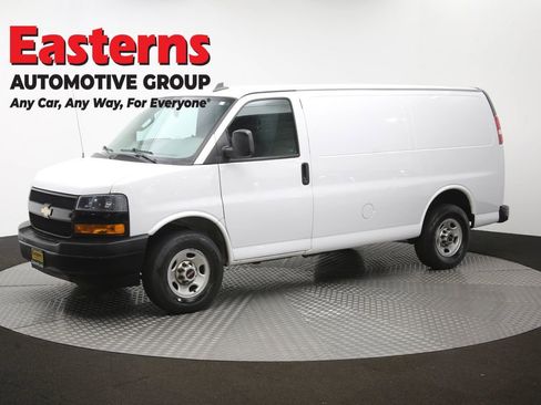 Used 2021 Chevrolet Express 2500 RWD image 49