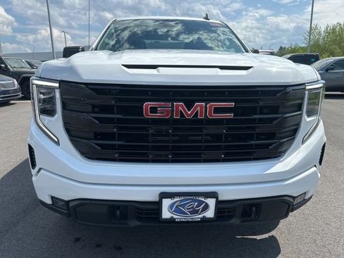Used 2023 GMC Sierra 1500 Elevation AWD/4WD image 8