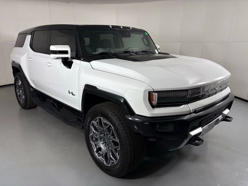 Used 2025 GMC Hummer EV 3X image 2
