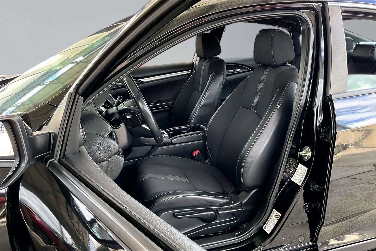 Used 2019 Honda Civic Sport image 18