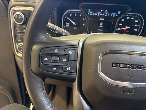 Used 2020 GMC Sierra 1500 Denali w/ Denali Ultimate Package AWD/4WD image 33