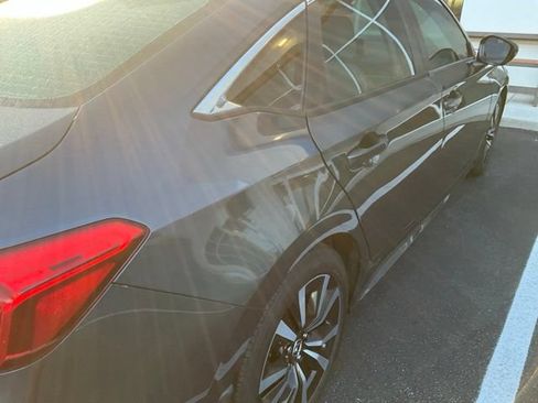 Used 2023 Honda Civic EX image 6