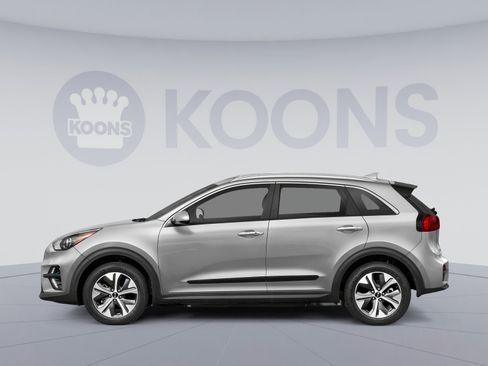 Used 2020 Kia Niro EX Premium w/ Cold Weather Package image 4