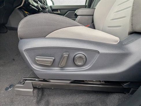 Used 2024 Toyota Tacoma TRD Off-Road image 16