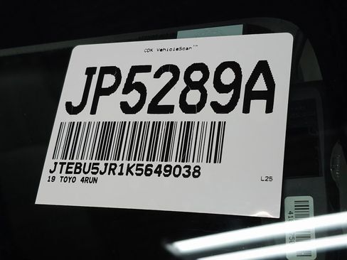 Used 2019 Toyota 4Runner SR5 Premium image 32