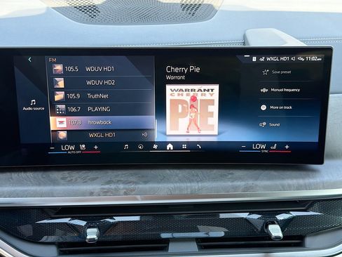 New 2026 BMW X5 xDrive40i w/ Executive Package image 32