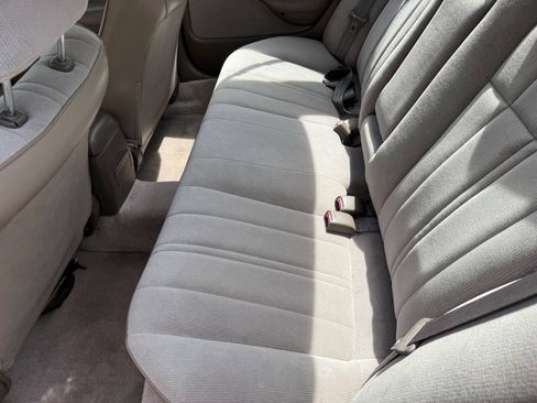 Used 1996 Toyota Camry LE FWD image 12