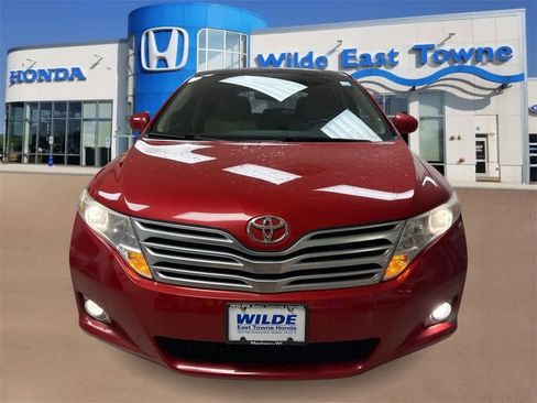 Used 2012 Toyota Venza XLE image 3