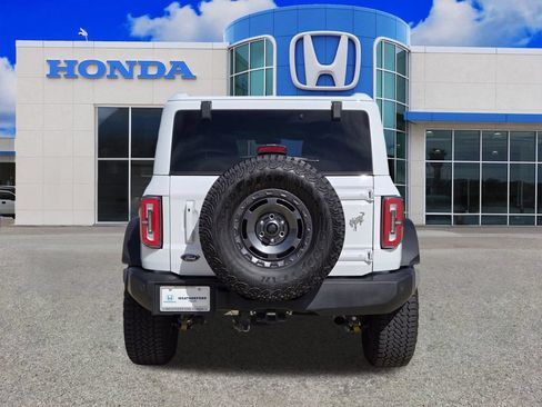 Used 2025 Ford Bronco Outer Banks w/ Sasquatch Package AWD/4WD image 4