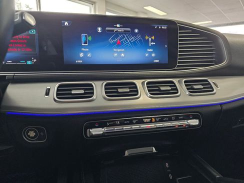Used 2025 Mercedes-Benz GLE 350 4MATIC image 29