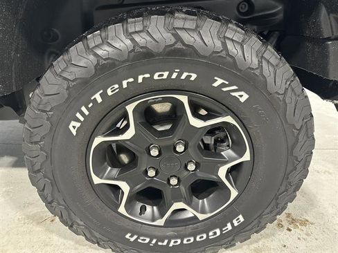 Used 2021 Jeep Wrangler Unlimited Rubicon 4xe w/ Cold Weather Group image 14