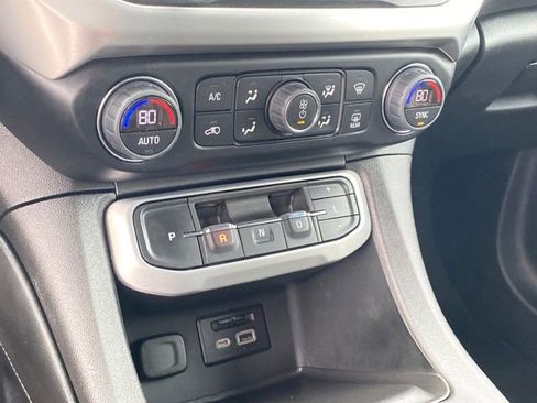 Certified 2023 GMC Acadia SLT AWD/4WD image 12