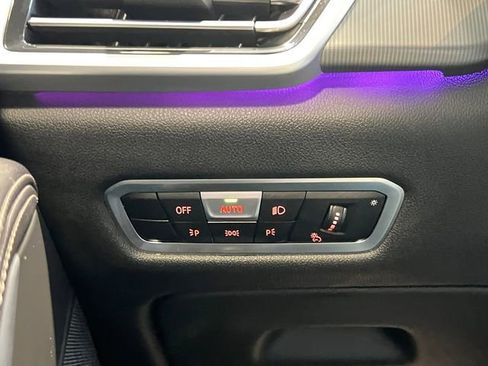 Used 2022 BMW X5 xDrive40i AWD/4WD image 18