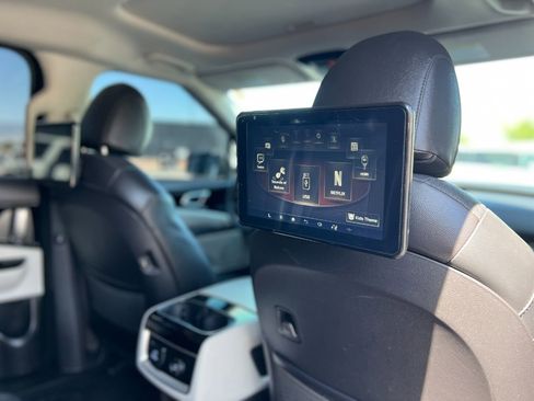 Used 2024 Kia Carnival SX Prestige FWD image 31