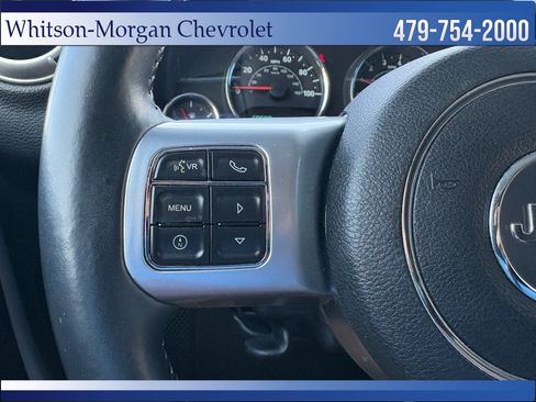 Used 2015 Jeep Wrangler Sport AWD/4WD image 13