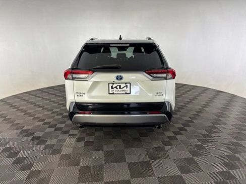 Used 2020 Toyota RAV4 XSE AWD/4WD image 8