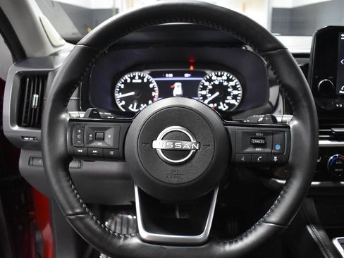 Used 2025 Nissan Pathfinder SL w/ SL Premium Package AWD/4WD image 29