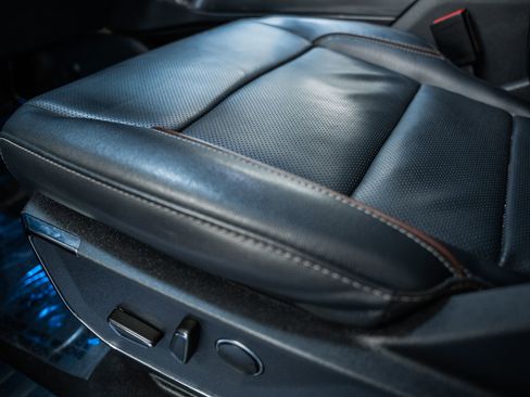 Certified 2023 Ford F150 Lariat w/ Equipment Group 502A High image 40