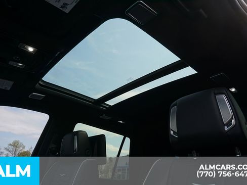 Used 2023 Cadillac Escalade Sport Platinum w/ LPO, ONYX Package image 41