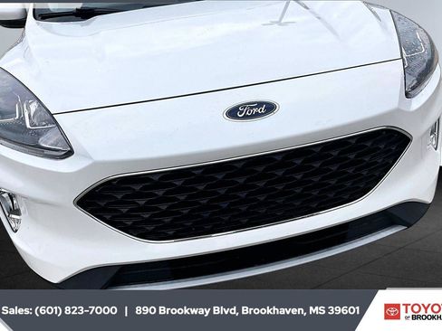 Used 2022 Ford Escape SEL FWD image 22
