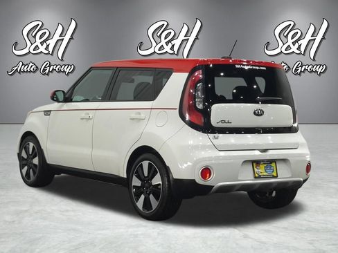 Used 2017 Kia Soul + w/ Designer's Package FWD image 18
