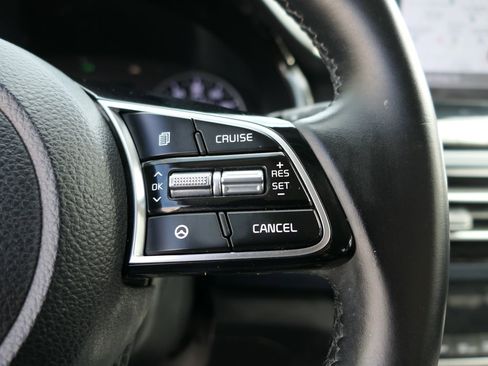 Used 2022 Kia Seltos S image 16