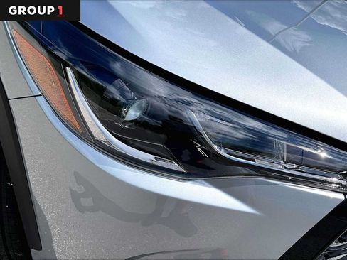 Certified 2025 Toyota Corolla Cross LE w/ Moonroof Package AWD/4WD image 27