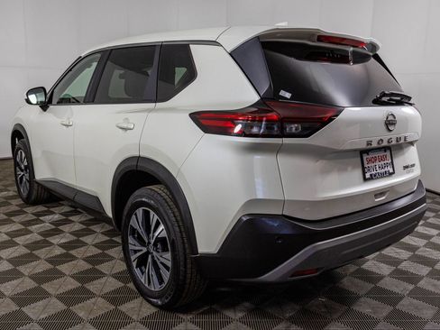 Used 2023 Nissan Rogue SV AWD/4WD image 16