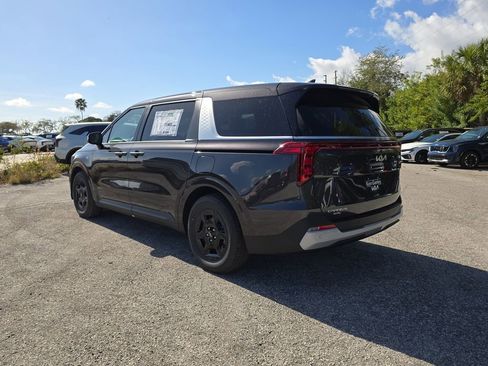 New 2026 Kia Carnival image 6