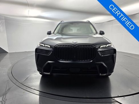 Used 2024 BMW X7 xDrive40i w/ M Sport Package AWD/4WD image 2