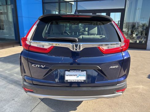 Used 2018 Honda CR-V LX image 6