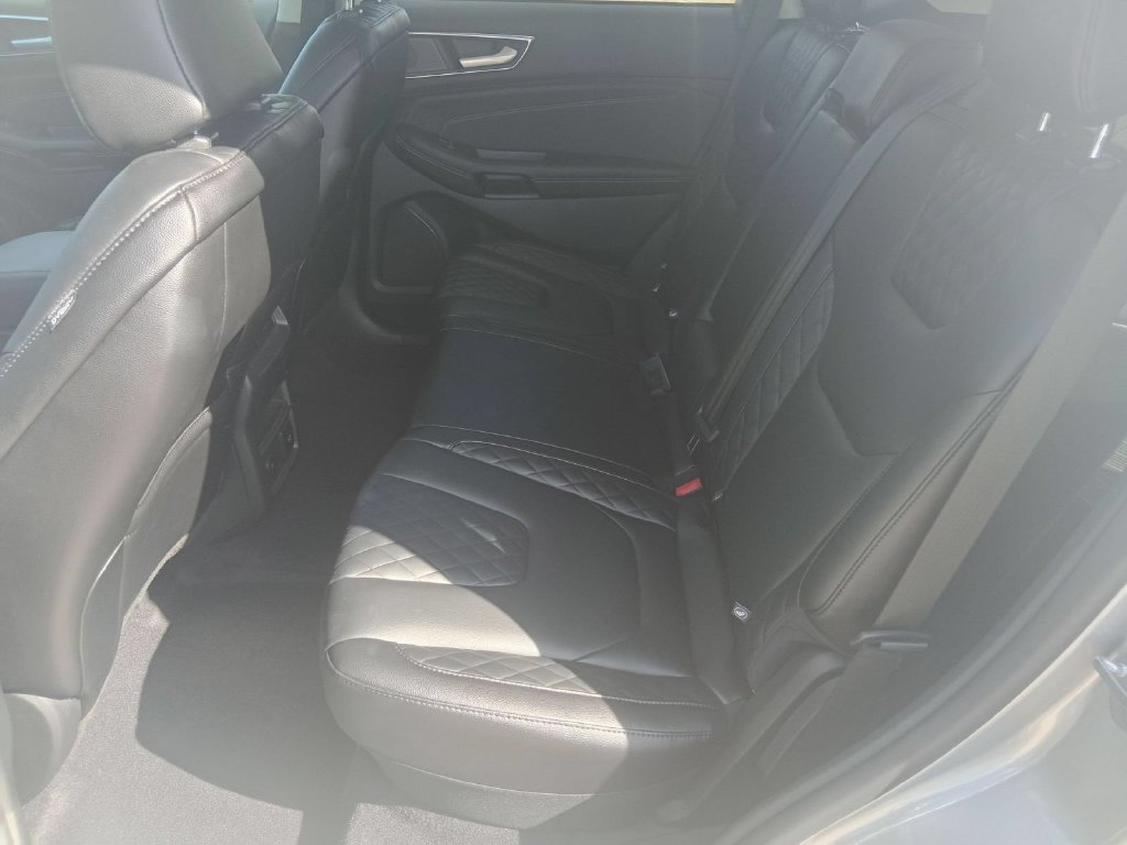Used 2023 Ford Edge Titanium AWD/4WD image 32