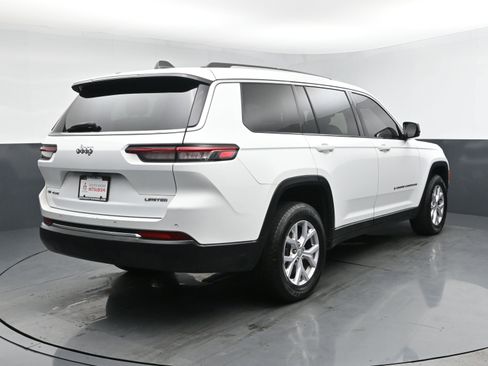 Used 2022 Jeep Grand Cherokee L Limited AWD/4WD image 7