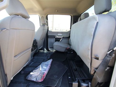Used 2022 Ford F250 XLT w/ XLT Premium Package AWD/4WD image 7