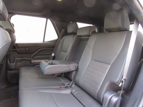 Certified 2025 Toyota 4Runner TRD Off-Road Premium image 17