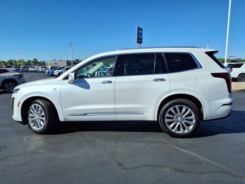 Used 2023 Cadillac XT6 Premium Luxury w/ LPO, Floor Liner Package AWD/4WD image 32