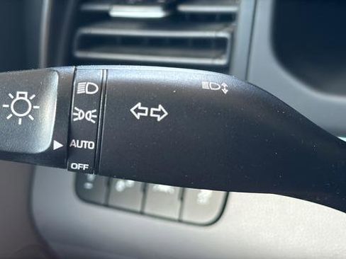Used 2020 Hyundai Elantra SEL FWD image 20