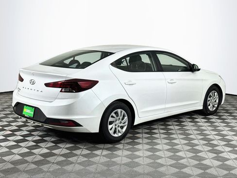 Used 2020 Hyundai Elantra SE w/ Cargo Package (C1) FWD image 8