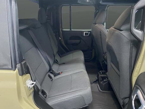 New 2026 Jeep Gladiator Willys image 33